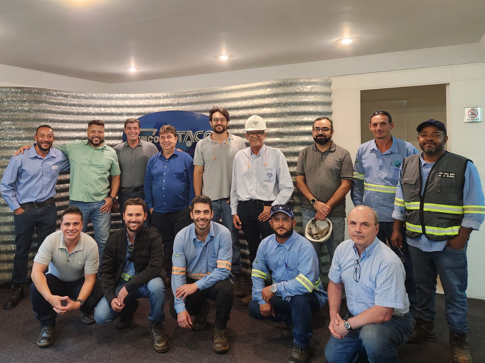armco_Armco Staco realiza treinamento técnico com Vale, Construtora Ápia e Concremat para obra em Nova Lima (MG)
